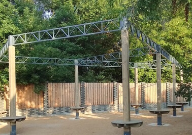 Терраса из металлоконструкций под ключ, проектирование, изготовление и монтаж от СтальСтрой-Хмк